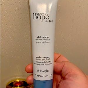 LIKE NEW PHILOSOPHY RENEWED HOPE IN A JAR MASK.